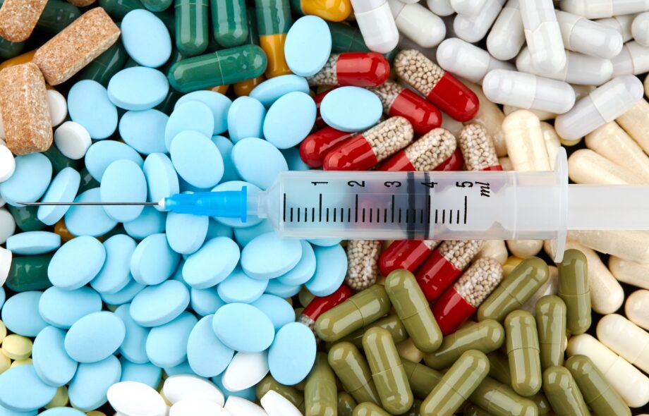 Lopimune in Daily HIV Care: Benefits, Safety, and Treatment Consistency